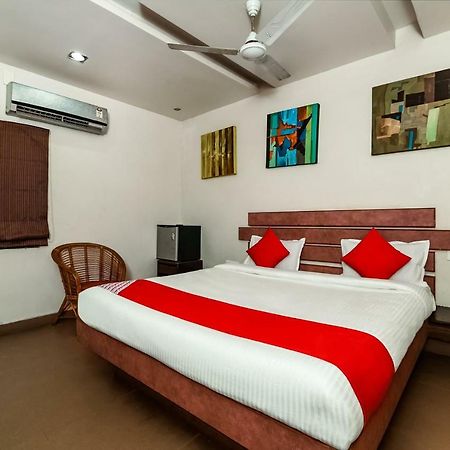 Oyo 28856 Manjeera Inn Visakhapatnam Zewnętrze zdjęcie