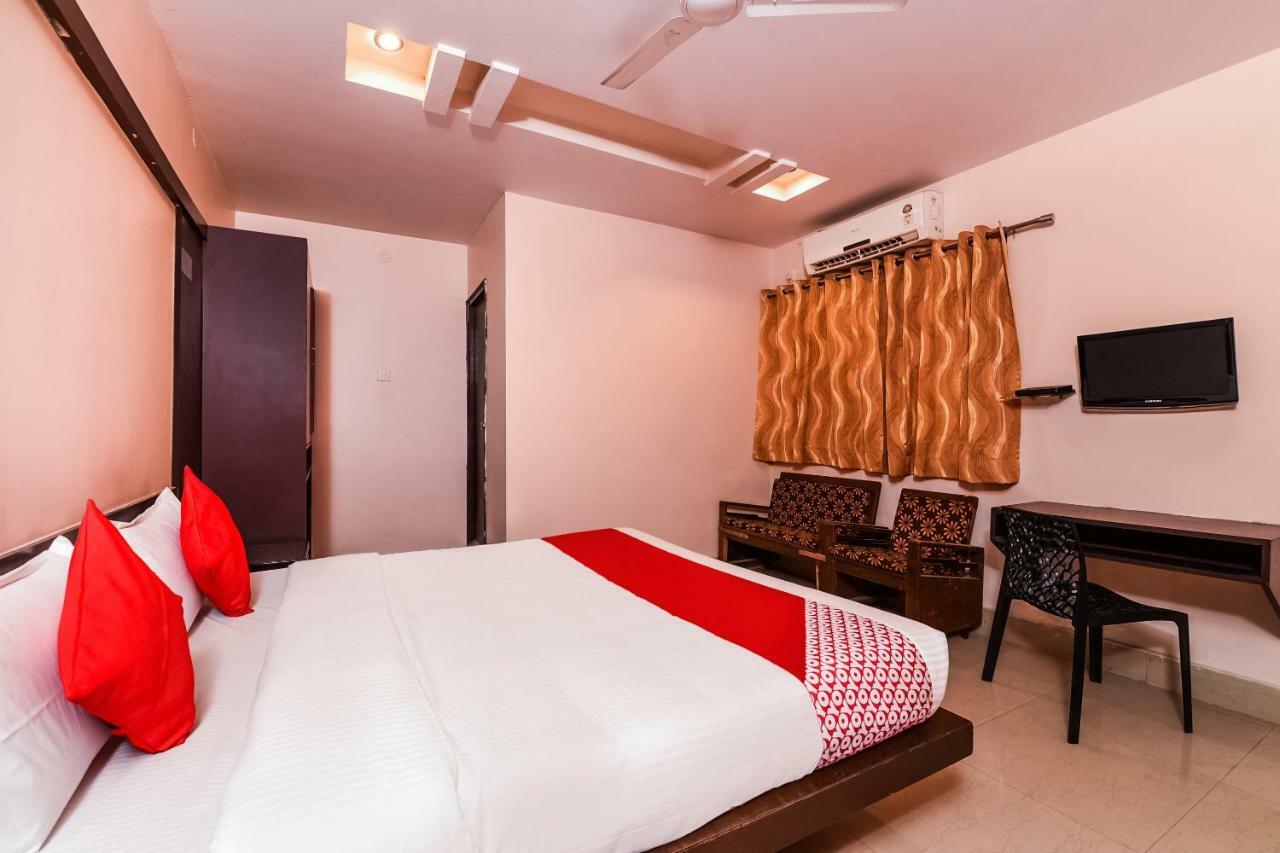 Oyo 28856 Manjeera Inn Visakhapatnam Zewnętrze zdjęcie