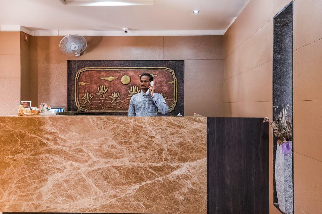 Oyo 28856 Manjeera Inn Visakhapatnam Zewnętrze zdjęcie