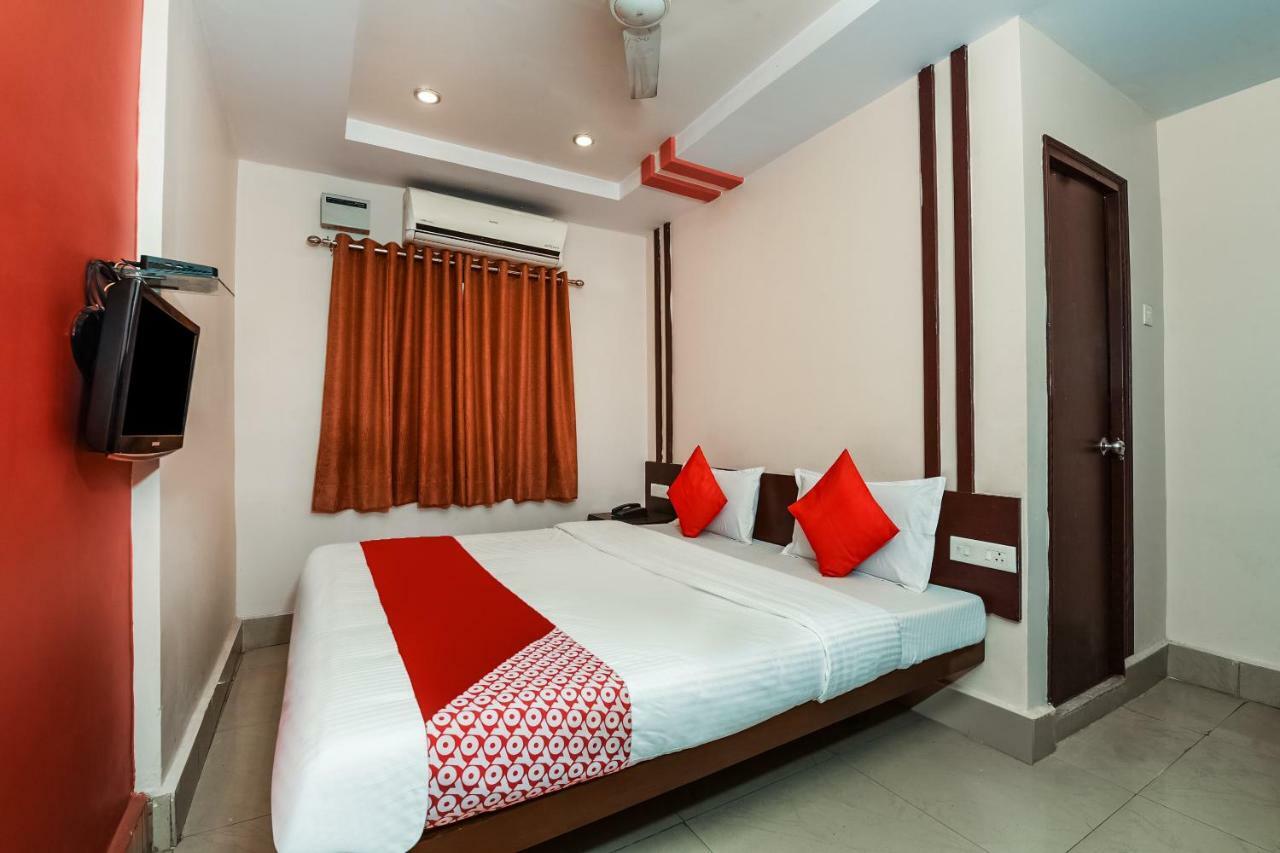 Oyo 28856 Manjeera Inn Visakhapatnam Zewnętrze zdjęcie