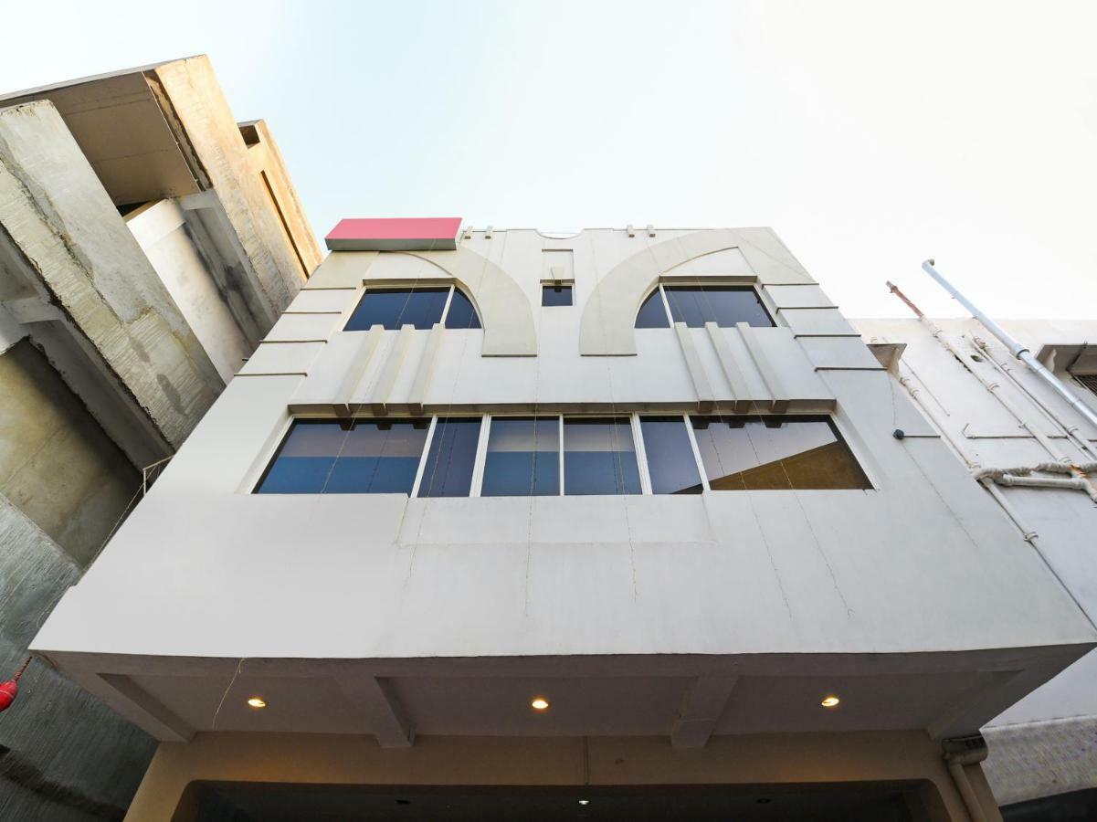 Oyo 28856 Manjeera Inn Visakhapatnam Zewnętrze zdjęcie