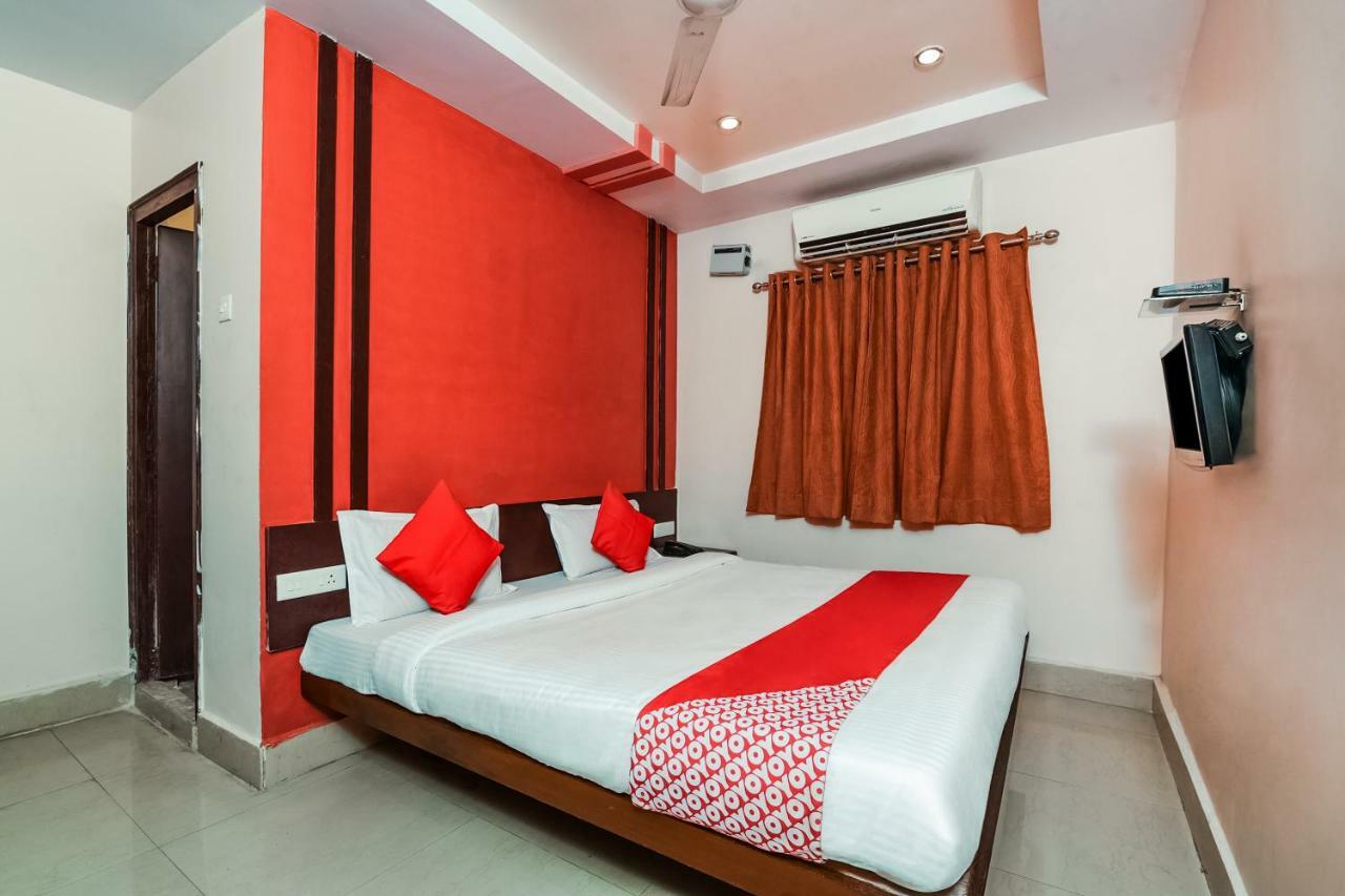Oyo 28856 Manjeera Inn Visakhapatnam Zewnętrze zdjęcie
